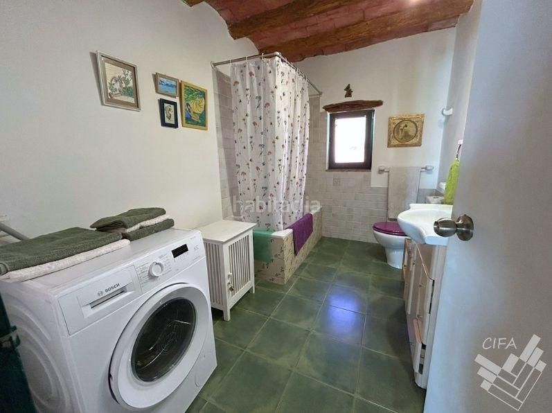 Foto d7e6c68c-e163-49b3-8eb6-519dd4bf3186. Casa aparellada a Ulldecona