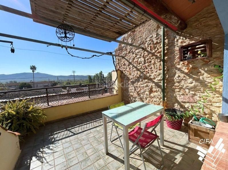 Foto f1f89eab-05fd-4ddd-b9e5-4f08be0047c7. Casa aparellada a Ulldecona