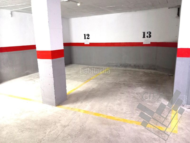 Foto d0a4b13d-ac54-4367-a6e1-883c2d4aea2d. Aparcament cotxe a Puerto Benicarló