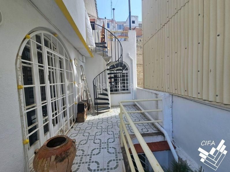 Foto af706a90-b4cd-4a53-9300-af7f952847e5. Chalet  en venta en Cálig