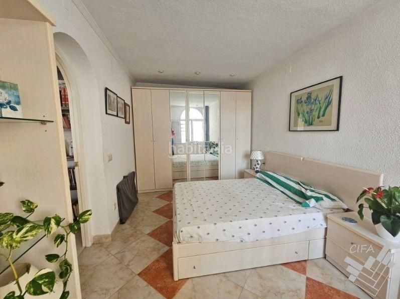 Foto c15b380c-45ab-451a-82a7-824b21ed8bc0. Chalet  en venta en Cálig
