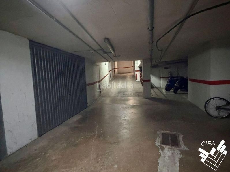 Foto 03c8672b-d59d-46b8-98bb-26d19e88528a. Aparcament cotxe a Casco Urbano Vinaròs