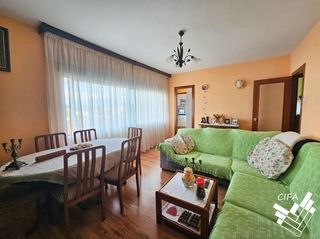 Etagenwohnung  Calle mossen lajunta de. Luminosidad y privacidad piso 2º sin ascensor 3 habitaciones ben
