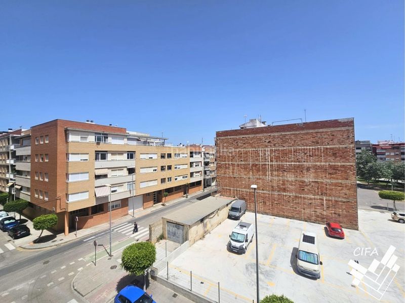 Foto 08a1ad42-3687-43e1-874d-581e513b2dd1. Pis a Pueblo Benicarló