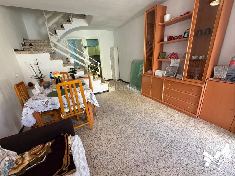 Foto 39007ef1-9542-49ed-844e-941bb1dc5380. Casa adossada a Sénia (La)