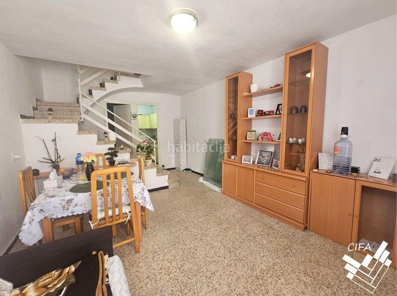 Foto 4a3068d3-a717-4bee-ae0c-eee364c8e6c8. Casa adossada a Sénia (La)