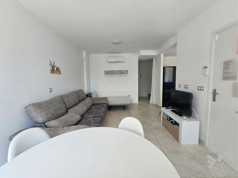 Foto fd0a0ab1-abbc-4e96-8fcf-e10d206a5954. Casa adossada amb calefacció aparcament piscina a San Jorge
