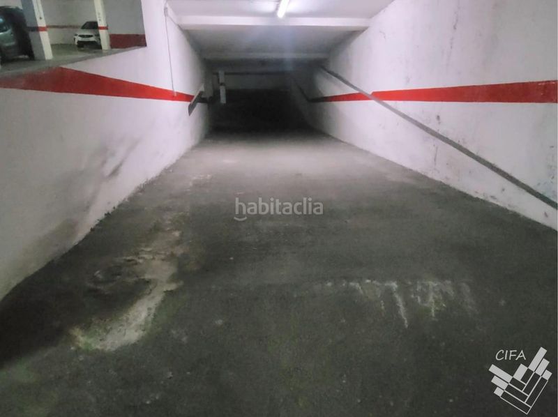 Foto b2341106-80a0-4c85-afb6-b63bb019e6eb. Aparcament cotxe a Casco Urbano Vinaròs