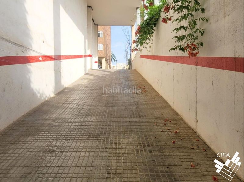 Foto f786307c-5185-4d6b-88ac-9119a3b30064. Aparcament cotxe a Casco Urbano Vinaròs