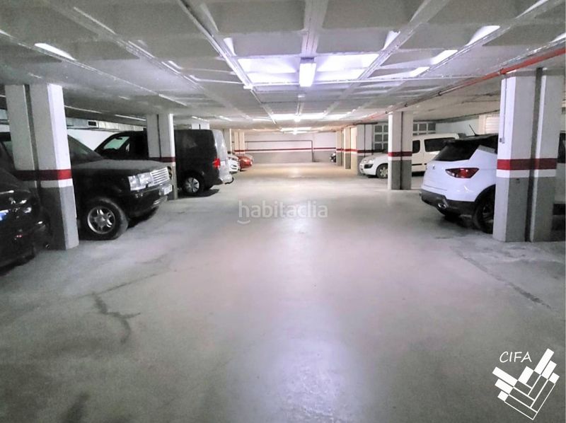 Foto ca200aaa-12de-443a-b22b-d49096e5b095. Aparcament cotxe a Casco Urbano Vinaròs