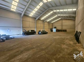Nave industrial  Calle puig campana (del). Nave industrial de 435 m2 en venta en vinaròs