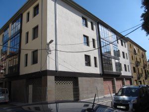 Geschäftsraum in Carrer de la indústria 20. Local comercial esquinero de 460 m² – grandes posibilidades en r
