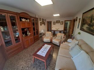 Piso  Plaa catalunya. Agradable piso en plaza catalua de matar - perams