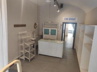 Rent Business premise  Carrer sant josep. Local comercial en pleno centro de la ciudad