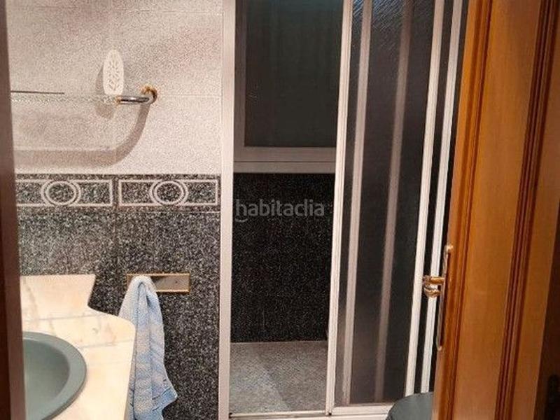 Foto 01a1b484-a681-4343-a343-b69e621a4a88. Casa gran casa unifamiliar en el centro en Centre Mataró