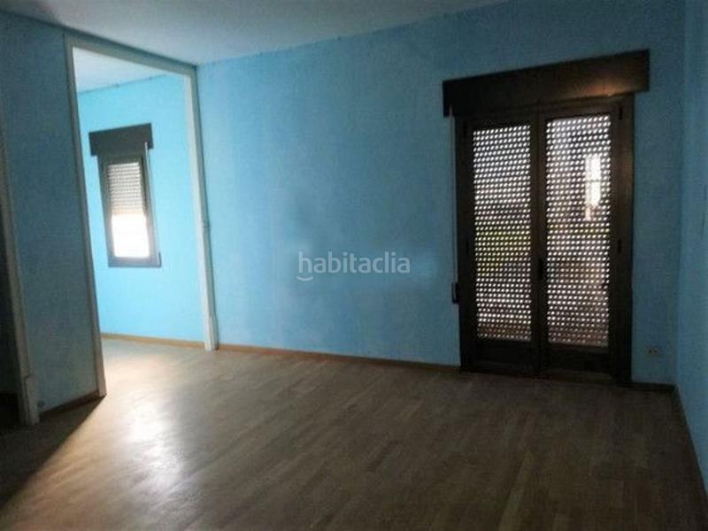 Foto 546174a6-2f62-4a7c-8176-83629bb01b33. Location local commercial dans Centre Mataró