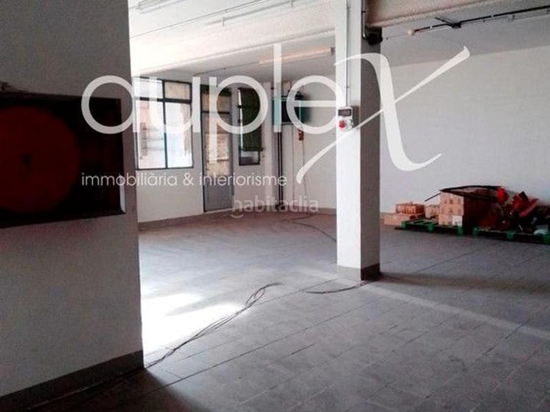 Foto 6e9e54a7-a349-4677-bb88-e73cb33e93c3. Edificio  de uso industrialcomercialservicios en Mataró