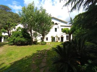 Country house  Camino de sant cebri de vallalta