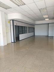 Lloguer Local Comercial  Avenida del maresme. Local comercial en avenida maresme