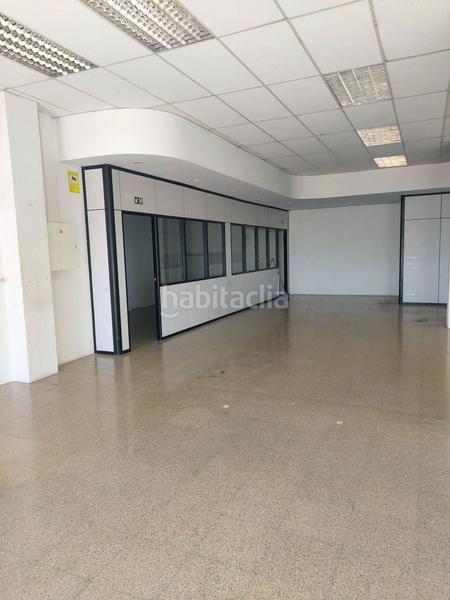 Foto 97c29ed4-7bae-451b-9bf2-b13c39b794dc. Location local commercial dans Pla d'en Boet Mataró