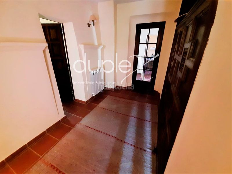 Foto b2e6f568-0220-4e70-ae17-f52a5c8ff6da. Masia a Òrrius