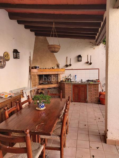 Foto 07a3abd4-abaa-495c-8cc2-f9ff13dfb169. Casa adossada amb aparcament a Centre Mataró