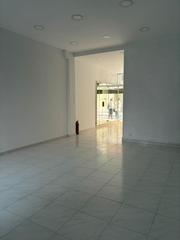 Lloguer Local Comercial  Carrer sant benet. Local comercial en sant benet