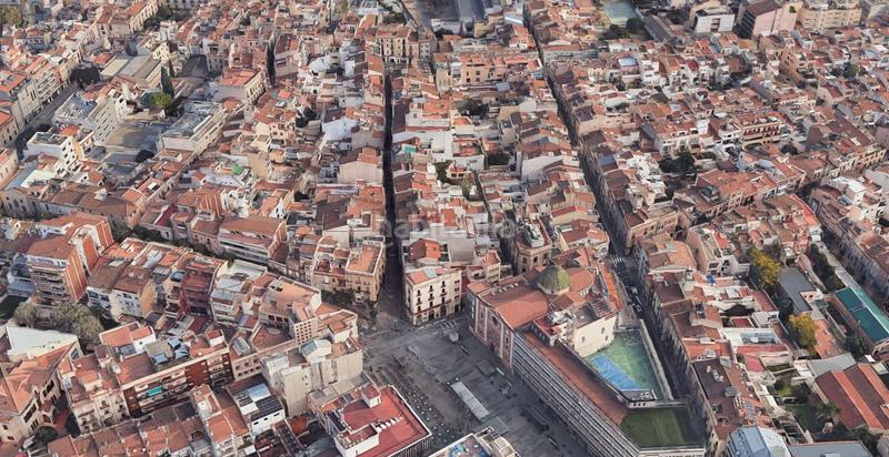 Foto 54733996-c4db-46fd-a0fb-eaead8c36959. Miete büro in Centre Mataró