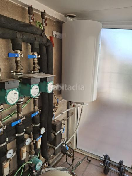 Foto b29fa4f6-5990-4702-aaf5-15ea9ad8085b. Casa adosada en Centre Mataró