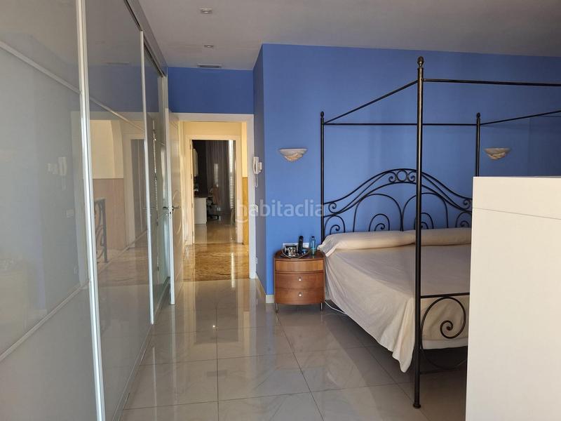 Foto 4f52036e-70fe-40a4-8a6f-d06f20ed3779. Semi detached house with parking pool in Centre Mataró