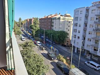 Etagenwohnung  Rocablanca. Piso con amplio balcón y 4 habitaciones en rocablanca