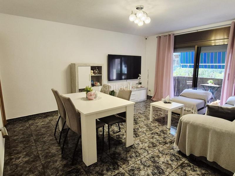 Foto 8289f6fe-4cc2-48b6-9333-515c24ab685d. Appartement dans Rocafonda Mataró