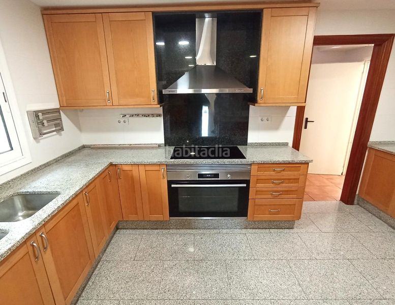 Foto 3d61a1e1-3963-4ed3-a250-ac28c9a43e23. Casa amb aparcament piscina a Vilassar de Dalt