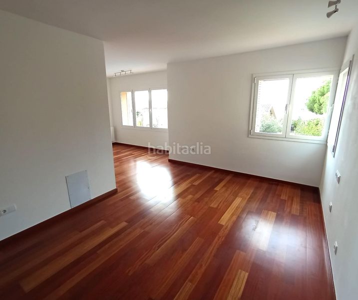 Foto 8aa0a5d2-38ef-40e9-bcf4-f3ecf486327e. Casa amb aparcament piscina a Vilassar de Dalt