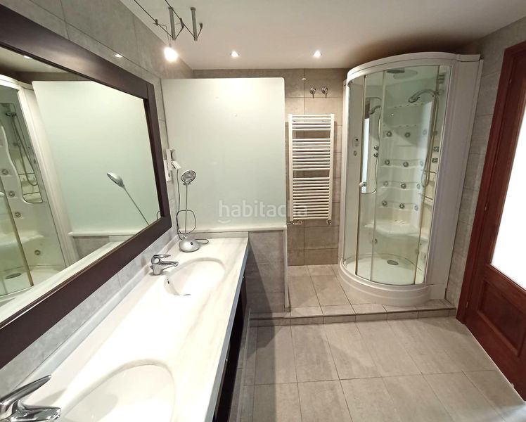 Foto d2e665db-719a-4e1e-964f-fdf6398da4a8. Casa amb aparcament piscina a Vilassar de Dalt