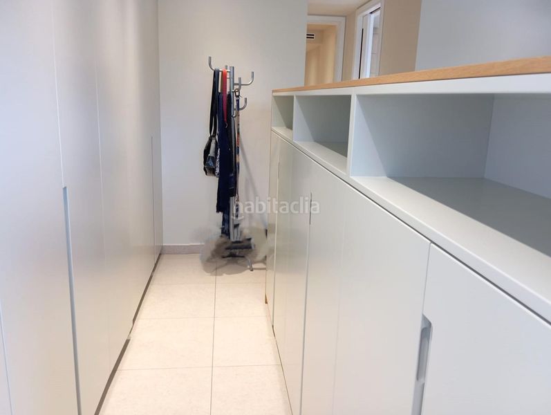 Foto 054854ee-f55e-4577-a1af-6d1be619d32a. Casa amb aparcament piscina a Centre Mataró