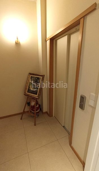 Foto cc369f41-1bfb-4220-902c-8de54490fd11. Casa amb calefacció aparcament piscina a Centre Mataró