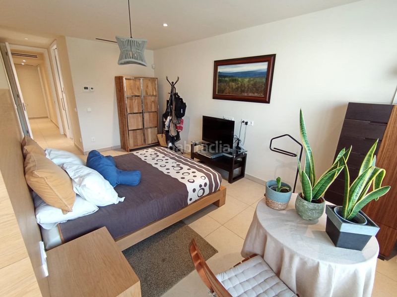 Foto d7fa0e08-f565-4c1a-91d0-bdfdd7e6f64c. Casa amb aparcament piscina a Centre Mataró