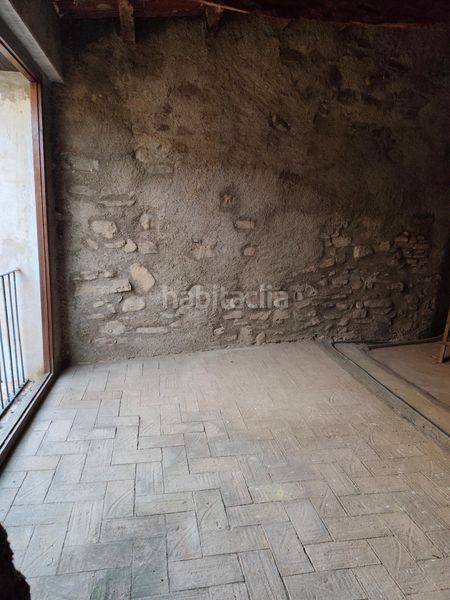 Foto ea7ef4fb-053c-45ba-bd86-644297c4ef38. Casa adossada a Poboleda