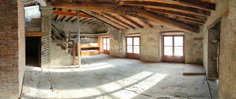 Foto f68478ee-45d5-450c-af74-1b2757d3e4a3. Casa adossada a Poboleda