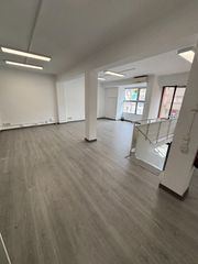 Miete Büro in Avinguda de martí pujol 123. Entresuelo. oficina