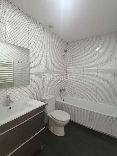 Foto 25376d97-e7d6-46fd-9a81-03a75868f3fd. Affitto casa a schiera con riscaldamento in Sant Crist Badalona