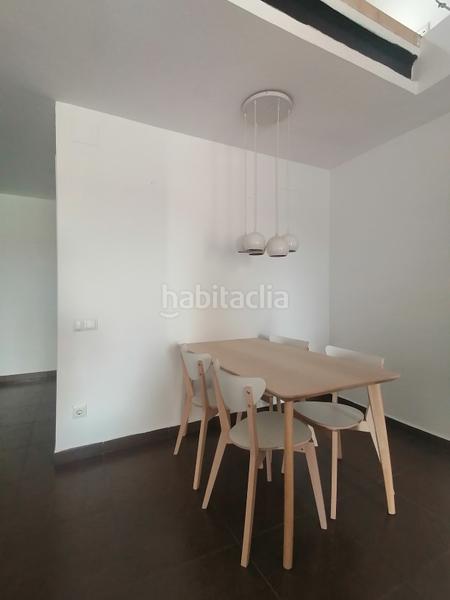 Foto 0f75c6c3-3e51-45c3-9959-ff9244d23c15. Alquiler casa adosada alquiler de temporada-duplex con jardin en Badalona