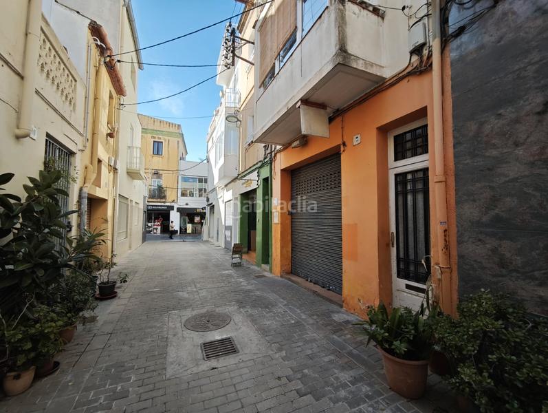 Foto 6e66e711-52aa-4352-b082-7685fbc62933. Local comercial a carrer del tei 7 a Centre Badalona