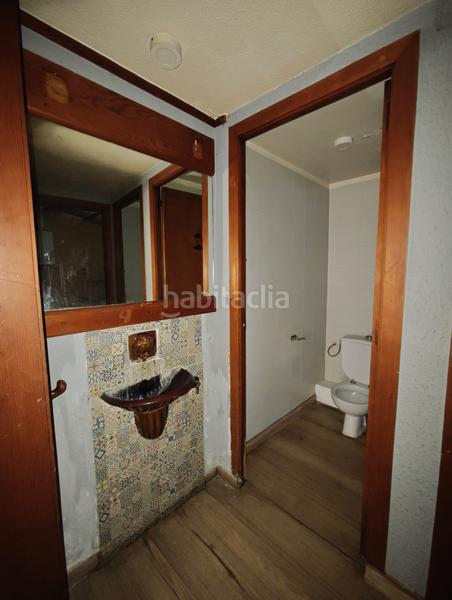 Foto 7d313b9a-2a89-4154-90cf-829b0b37557e. Local comercial a carrer del tei 7 a Centre Badalona