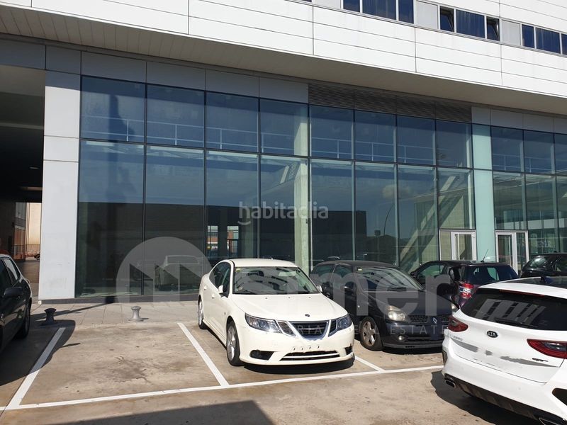 Foto 3dd7988d-a715-4bd5-8867-72d50f6230ad. Alquiler local comercial en Centre-Eixample-Can Llobet Barberà del Vallès