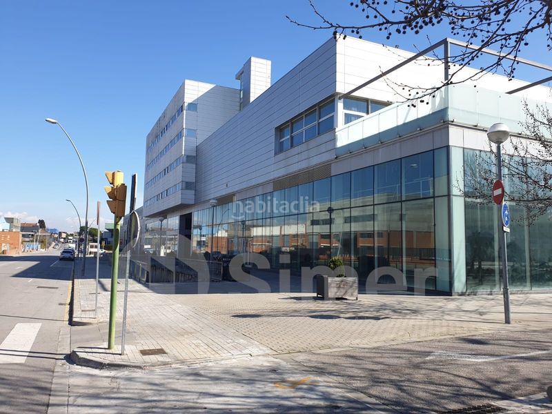 Foto 8efdd671-e839-414c-be26-e56bf13aea48. Rent business premise in Zona Industrial Barberà del Vallès
