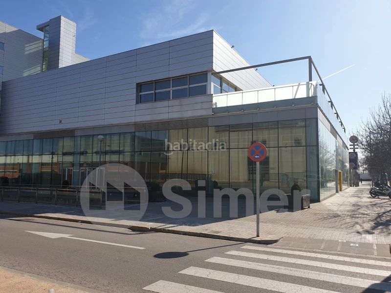 Foto f8d4ce2e-7e91-4554-a6c5-eb3e8dc053df. Alquiler local comercial en Centre-Eixample-Can Llobet Barberà del Vallès