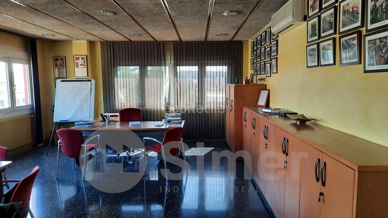 Foto 42be6add-2d8f-469d-8e12-f8068fe9d1f7. Industrial building in pintor vilacinca 11 in Polinyà