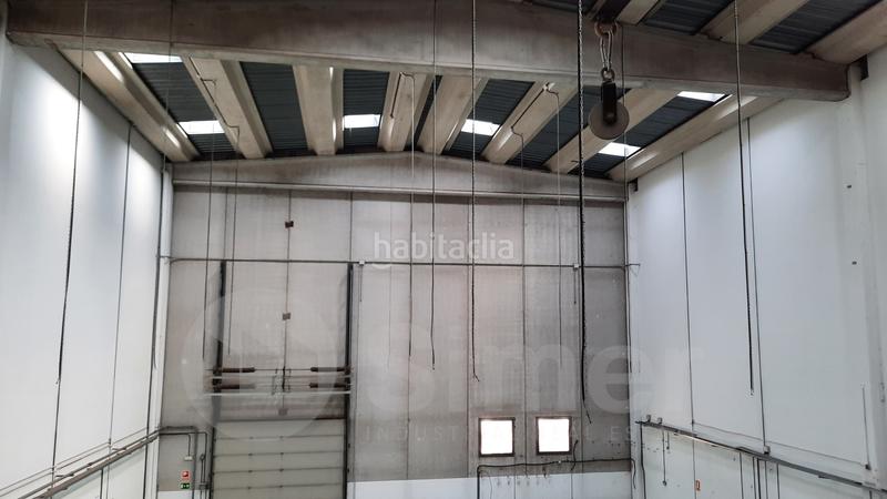 Foto 60fd606c-b4a4-4485-9a46-a5911f934eaf. Nave industrial en comadrán en Zona Industrial Barberà del Vallès
